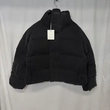 새상품 entire studios 숏 기장 다운 자켓 L 사이즈