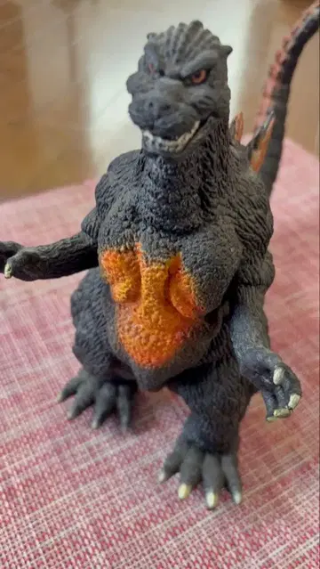 히트 워크 고질라 움직이지 않습니다