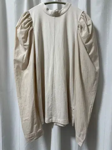 [ Spick & Span ] 개더 숄더 풀오버 코튼 블라우스