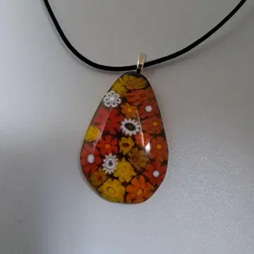 오렌지 꽃무늬 유리 펜던트 밀피오리