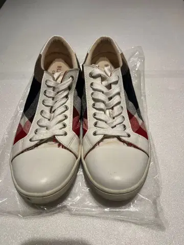 BLACK LABEL CRESTBRIDGE 스니커즈