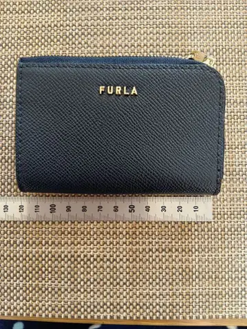53%OFF FURLA 네이비 접이식 지갑