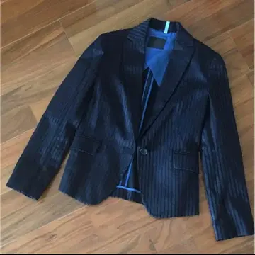 새상품급 투모로우랜드 컬렉션 자켓