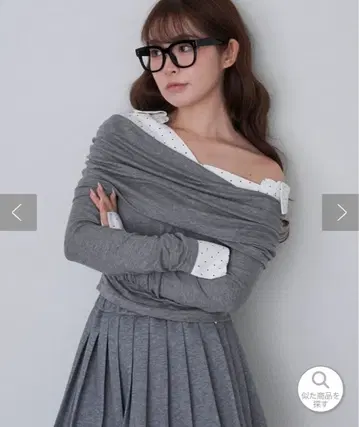 레이어 오프숄더 도트