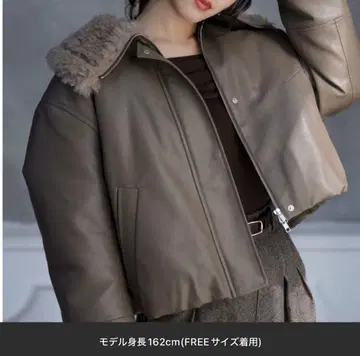 rienda 오버 루즈 실루엣 봄버 자켓