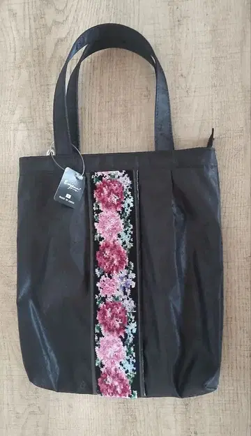 아언조의 미니 토트백