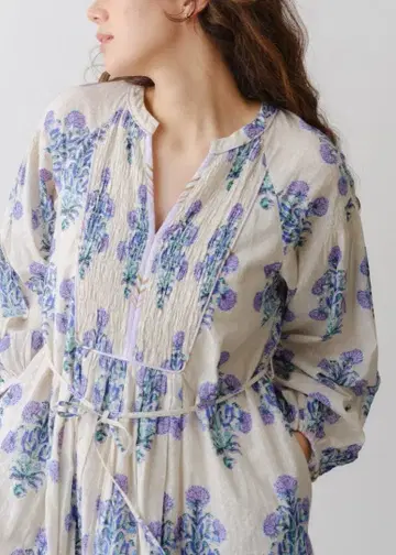 누키테파 코튼 자카드 마리 골드 셔링 드레스 원피스