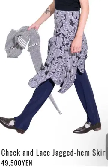 PERVERZE Check and Lace Jaggedhem Skirt