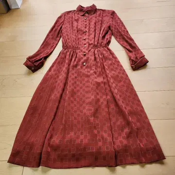 빨간색 체크 무늬 긴팔 원피스 쇼와 레트로