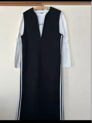 사이드 라인 스키퍼 오버롤 스커트 블랙 부기우기