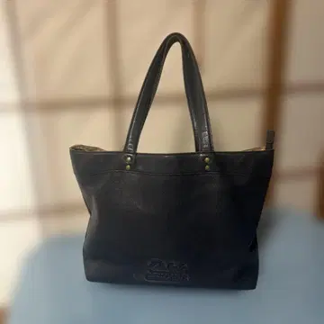 Dakota 다코타 가죽 토트백 네이비 로고 각인 어깨걸이