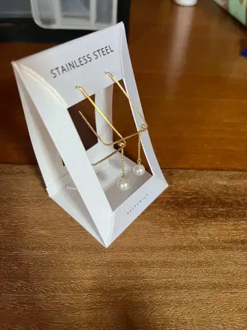 VATSURICA 스테인리스 스틸 펄 귀걸이