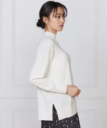 잇츠 인터내셔널 하이넥 터틀넥 풀오버 니트 스웨터