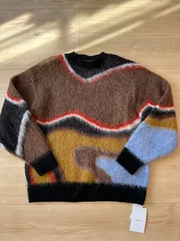 AMERI BODY LINE ABORIGINE ART KNIT TOP