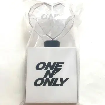 ONE N' ONLY 원엔 하트형 응원봉