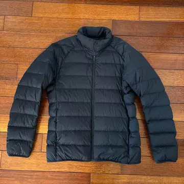 [ 미사용 ] 유니클로 울트라 라이트 다운 자켓 M