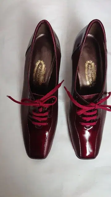 긴자 yoshinoya 펌프스 22.5cm