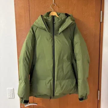 united tokyo 다운 자켓 올리브 그린