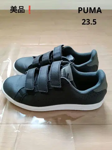 [ 새상품급 ] PUMA 블랙 스니커즈 23.5