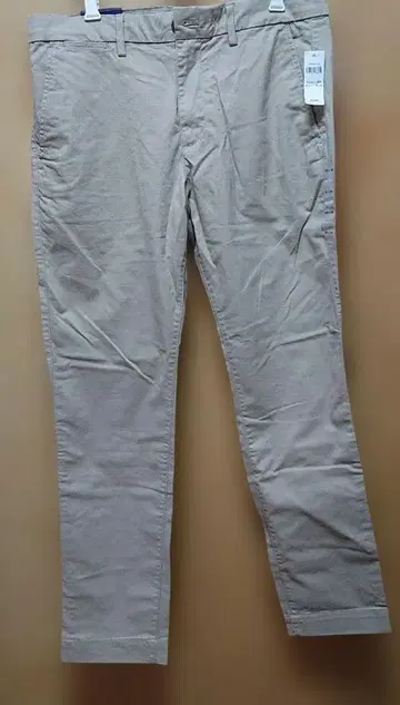 [ 새상품 ] ( 배송비 포함 ) GAP 베이지 치노 팬츠 33 x 30