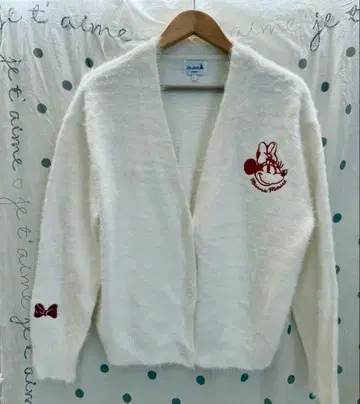 홍콩 디즈니 미니 마우스 복슬복슬 모코모코 가디건 화이트