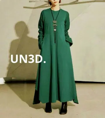 새상품 UN3D. 백 플레어 도킹 원피스