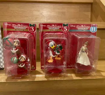 해피 복권 오너먼트 피규어 칩과 데일 도널드 덕 안나