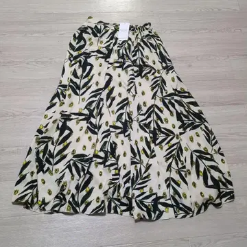 특가 미사용 relume 보타니컬 머메이드 스커트 프리 사이즈