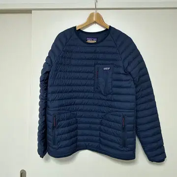 patagonia 사일런트 다운 크루 다운 풀오버 M 네이비