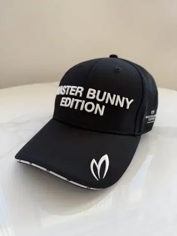 MASTER BUNNY EDITION 블랙 캡