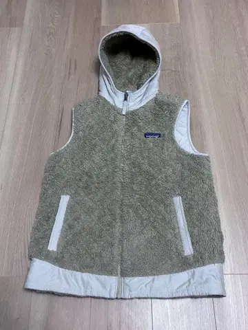 파타고니아 로스 가토 후디드 베스트 화이트 베이지 M 사이즈