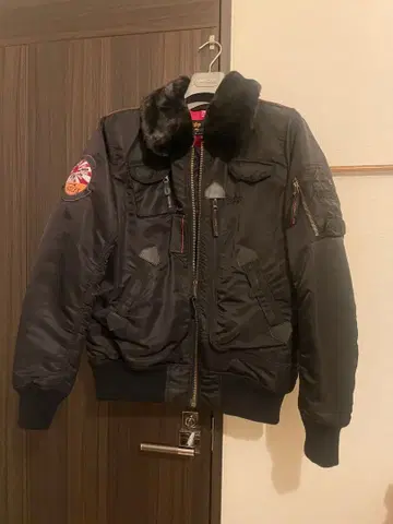 ALPHA INDUSTRIES x WAIPER