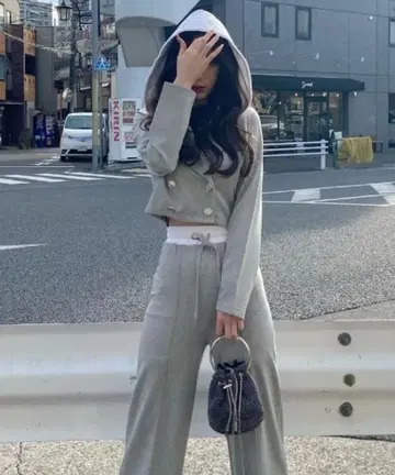 로얄 파티 후드티 레이어드 자켓