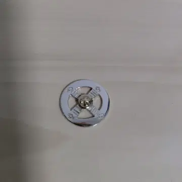 휠 메탈 실버 크로스 디자인