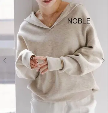 [택 포함 새상품] NOBLE 접결 턱 편직 후드 풀오버