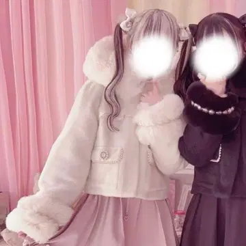 포켓 펄 장식 숏코트 화이트