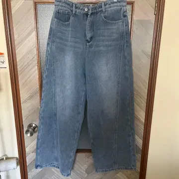 라이트 블루 데님 와이드 레그 팬츠