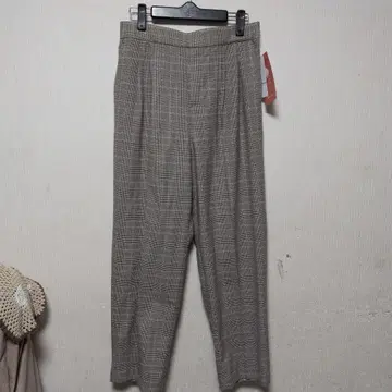 따뜻한 아름다운 테이퍼드 팬츠