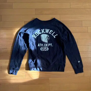 Champion 다크 네이비 맨투맨