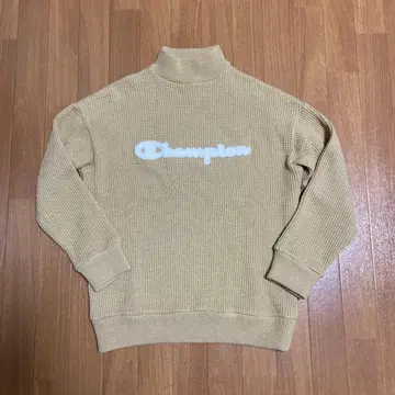 챔피온 하이넥 스웨터 베이지 귀여운 루즈핏