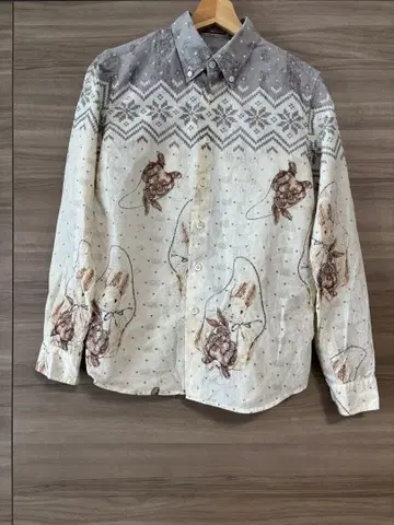 칼 헬무트 긴팔 셔츠 토끼