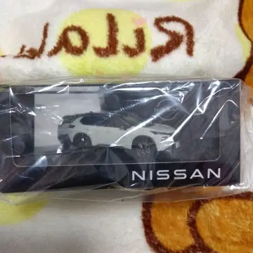 Nissan X-Trail 화이트 모델카