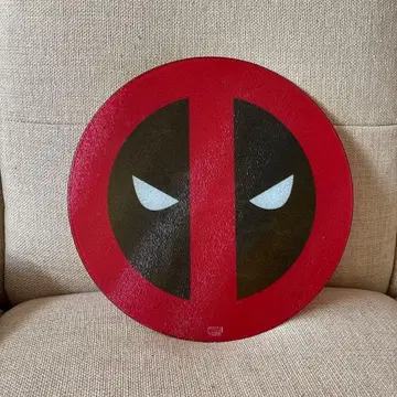 데드풀 마스크 디자인 냄비 받침