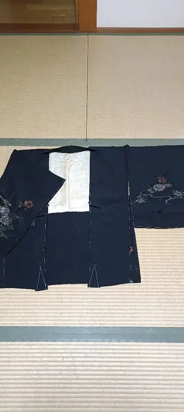 꽃무늬 자수 블랙 하오리