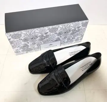 우천 겸용 TEMPERATE 텐파레이트 에나멜 멀로 퍼 블랙 39