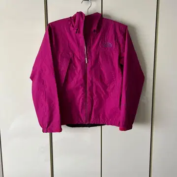 The North Face 마운틴 파카 S 사이즈