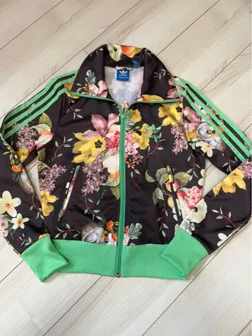 adidas originals 꽃무늬 자수 트랙 자켓 Y2K