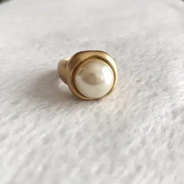 AGATHA 골드 펄 반지
