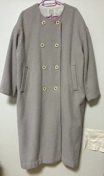 TSUHARU 레이스 부착 울 혼방 코트