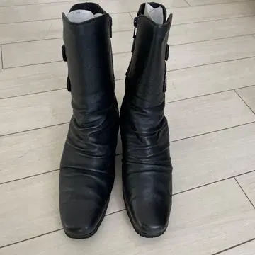 일본제 천연 가죽 여성용 부츠 23.5